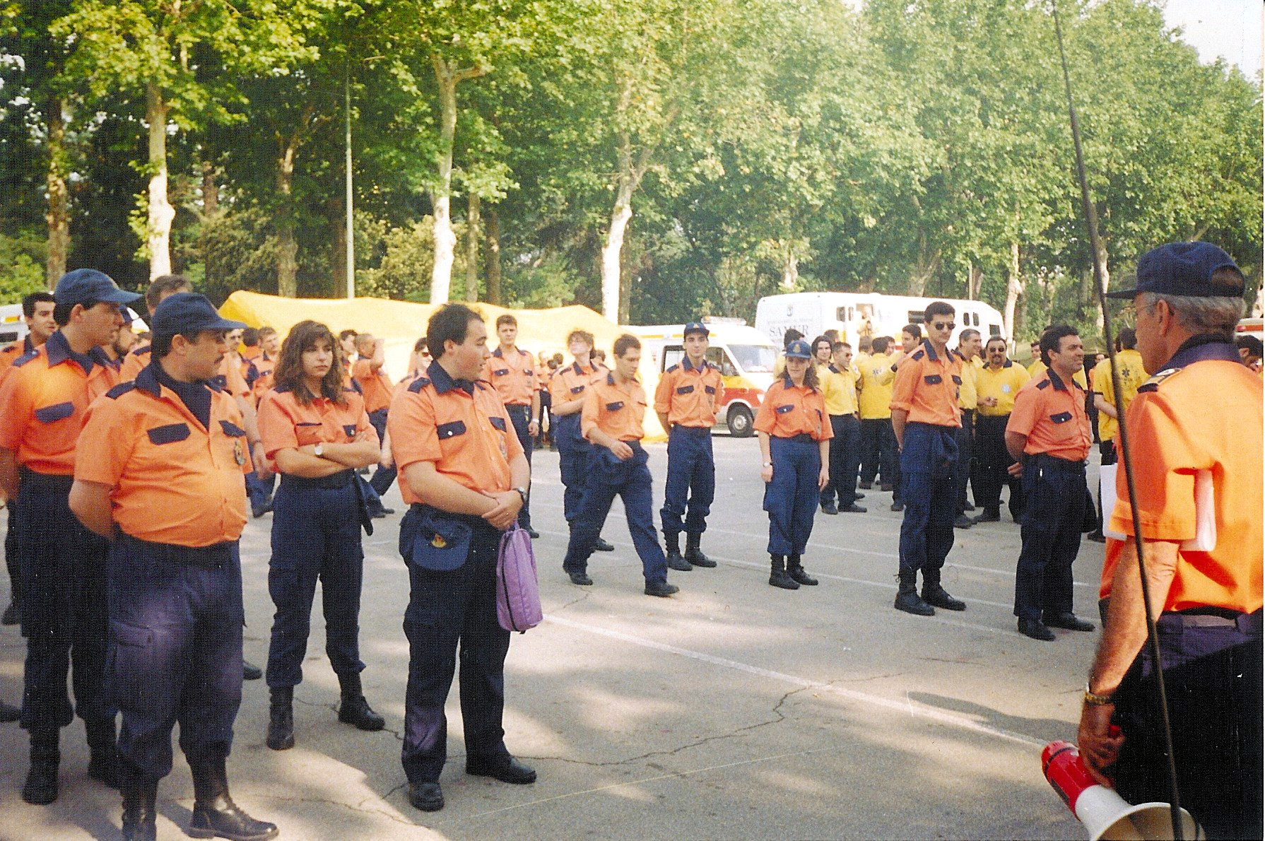 Volunteers forming for their day in 1995